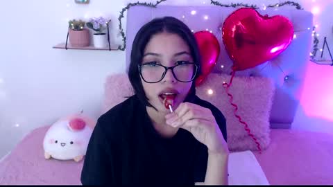 Snapshot of amberjeong chatting on February 6, 2025, 9:38 pm Amber Jeong online show from February 6, 2025, 9:38 pm