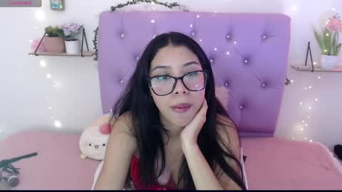 Snapshot of amberjeong chatting on February 17, 2025, 12:54 am Amber Jeong online show from February 17, 2025, 12:54 am