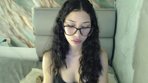 Snapshot of amberjeong chatting on September 25, 2025, 12:58 am Amber Jeong online show from September 25, 2025, 12:58 am