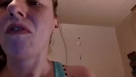 amberjohnson1387 online show from September 29, 2025, 8:35 pm