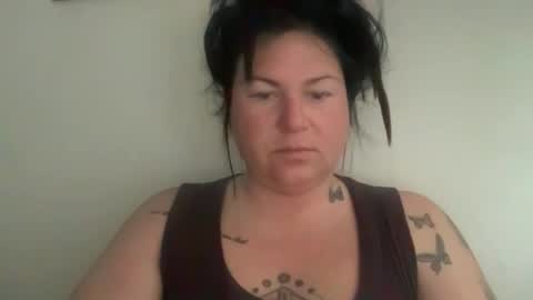 ambermoss7 online show from April 13, 2026, 2:33 pm