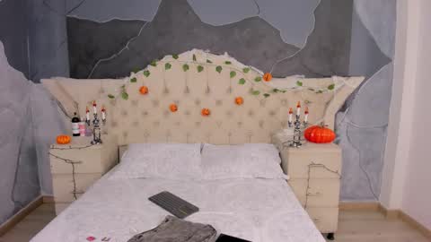 Amber Grey online show from October 26, 2025, 12:44 pm