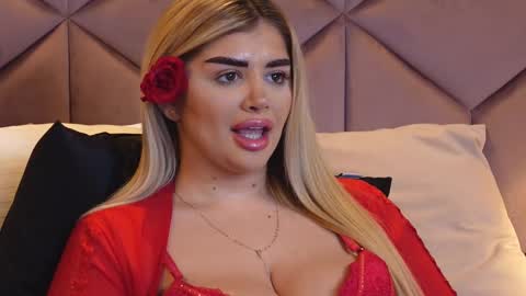 Amberseyes online show from February 14, 2025, 11:42 am