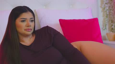 Amberseyes online show from March 12, 2026, 8:20 am