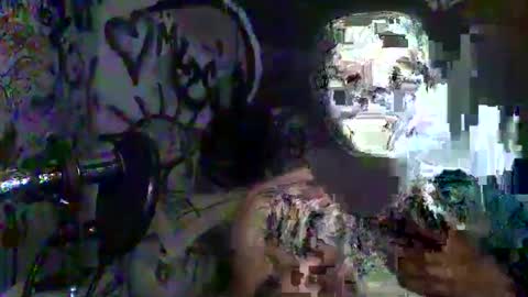 Snapshot of ambicion666 chatting on October 24, 2025, 5:48 am ambicion666 online show from October 24, 2025, 5:48 am