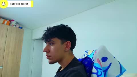 Snapshot of ameli_and_lucas chatting on December 9, 2024, 3:07 am Amelia Lucas online show from December 9, 2024, 3:07 am