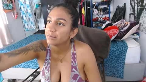 Snapshot of amelia_2023 chatting on March 4, 2025, 3:48 pm amelia online show from March 4, 2025, 3:48 pm