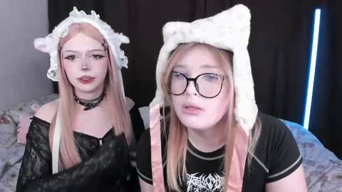 Amelia online show from February 23, 2025, 10:42 pm