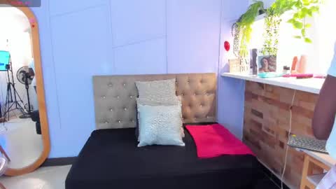 Snapshot of amelia_adms chatting on July 14, 2026, 12:22 pm Amelia Adams online show from July 14, 2026, 12:22 pm