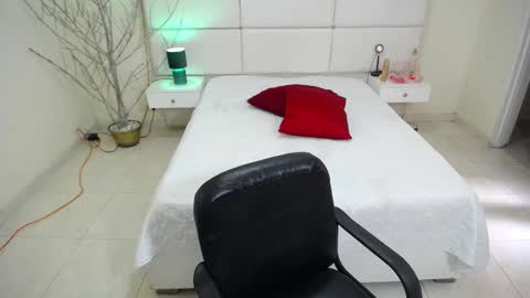 amelia online show from January 27, 2025, 3:28 pm