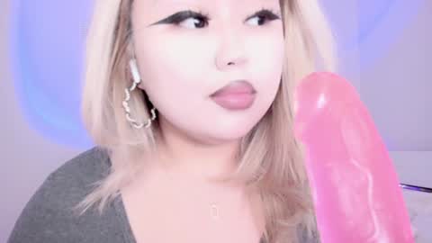 Snapshot of amelia_sunlight chatting on December 3, 2024, 3:41 am Amelia online show from December 3, 2024, 3:41 am