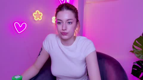 Amelia online show from April 6, 2026, 4:46 am