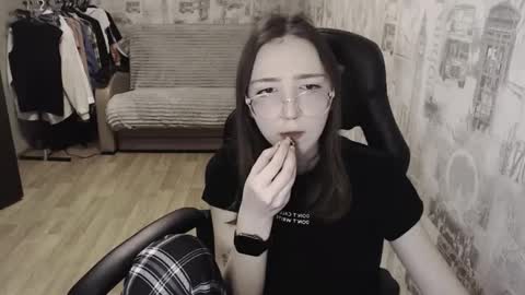 Amelia online show from January 10, 2025, 5:02 pm