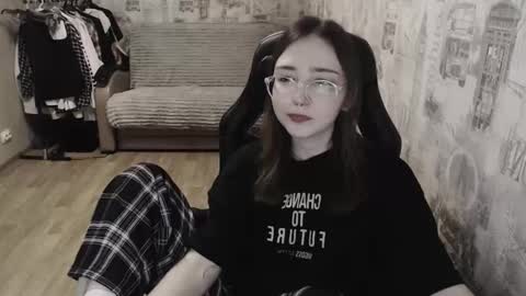 Amelia online show from January 13, 2025, 2:39 am