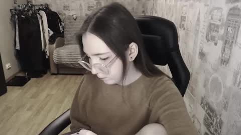 Amelia online show from February 23, 2025, 9:05 pm