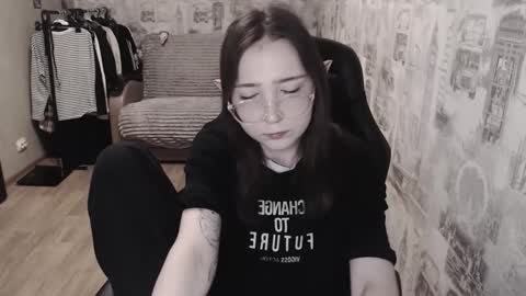 Amelia online show from March 7, 2025, 7:05 pm