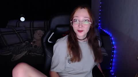 Amelia online show from October 15, 2025, 9:04 pm