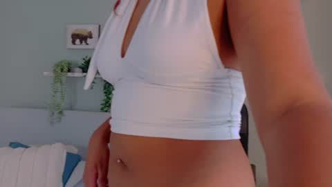 Snapshot of amelialaurent_ chatting on June 30, 2026, 7:37 pm amelialaurent_ online show from June 30, 2026, 7:37 pm