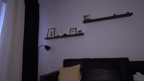 Amelia   online show from March 1, 2026, 3:14 pm