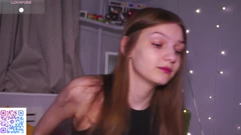 Amelia online show from April 5, 2026, 4:53 am