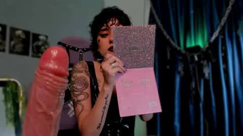 Snapshot of amelianaughty_ chatting on May 1, 2026, 3:27 pm Amelianaughty online show from May 1, 2026, 3:27 pm