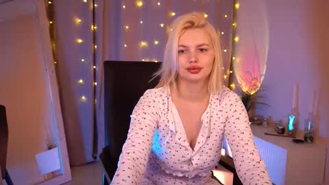 Snapshot of ameliawells chatting on February 20, 2026, 4:09 am Amelia online show from February 20, 2026, 4:09 am