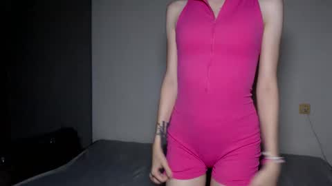 Snapshot of ameliebanshee chatting on October 7, 2025, 3:42 pm ameliebanshee online show from October 7, 2025, 3:42 pm