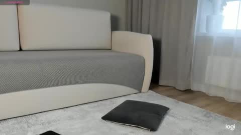 Amelina Love online show from September 28, 2025, 2:06 am