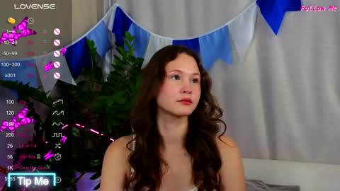 AmeliRoyse online show from October 3, 2025, 5:32 pm