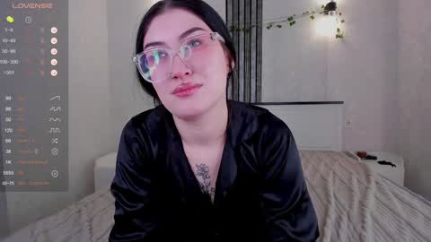 Snapshot of ameliya_sun chatting on February 5, 2025, 5:09 am Aylin online show from February 5, 2025, 5:09 am