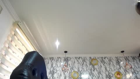 Amell Thomson online show from January 22, 2025, 5:38 pm