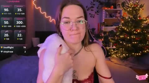 Snapshot of ami_amour_ chatting on December 20, 2024, 11:10 am Hi-hi I am Kate welcome to my sexy room online show from December 20, 2024, 11:10 am