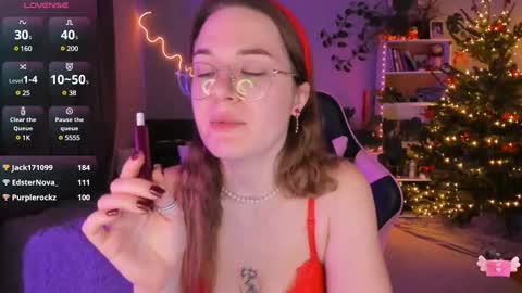 Snapshot of ami_amour_ chatting on December 24, 2024, 9:06 am Hi-hi I am Kate welcome to my sexy room online show from December 24, 2024, 9:06 am