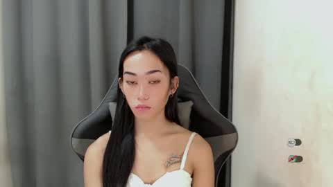 Snapshot of ami_lewis chatting on December 27, 2024, 2:14 am JOANNA online show from December 27, 2024, 2:14 am