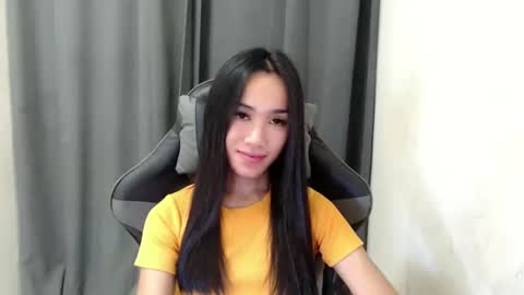 Snapshot of ami_lewis chatting on January 15, 2025, 7:59 am JOANNA online show from January 15, 2025, 7:59 am