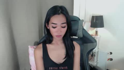 Snapshot of ami_lewis chatting on November 11, 2025, 12:21 am JOANNA online show from November 11, 2025, 12:21 am