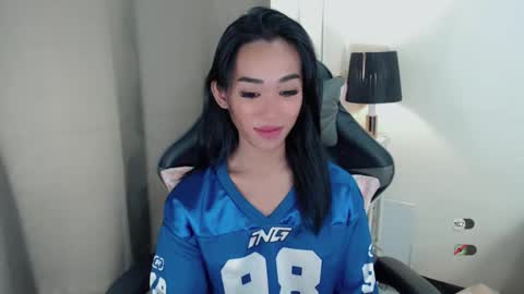 Snapshot of ami_lewis chatting on November 15, 2025, 12:52 am JOANNA online show from November 15, 2025, 12:52 am