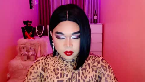 Queen Mireska online show from February 1, 2025, 11:43 am