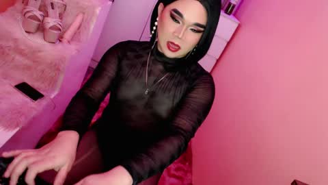 Queen Mireska online show from February 7, 2025, 6:24 pm