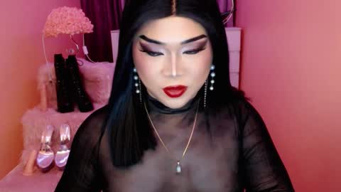 Queen Mireska online show from September 23, 2025, 3:59 pm