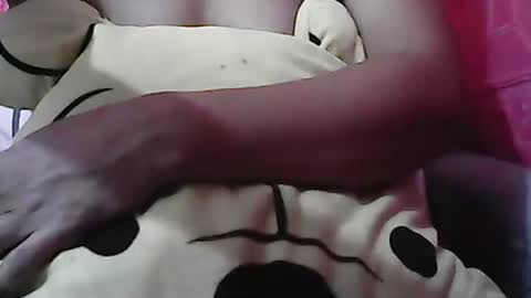 Snapshot of amias_thaddeus23 chatting on September 15, 2025, 8:14 am Amia online show from September 15, 2025, 8:14 am