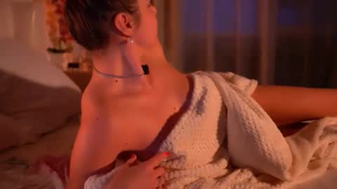 Amida online show from January 15, 2026, 5:56 am