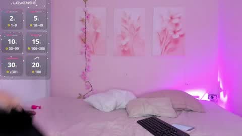 Snapshot of amiiclark chatting on May 25, 2026, 6:58 pm AmiiClark online show from May 25, 2026, 6:58 pm