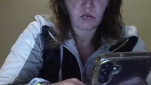 amileamariestar online show from December 23, 2024, 4:33 am