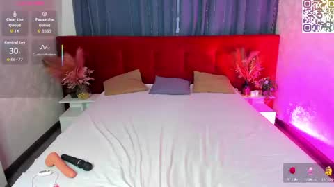 Snapshot of amilia_may chatting on June 22, 2026, 3:25 am amilia_may online show from June 22, 2026, 3:25 am