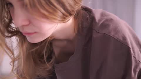 Emily online show from December 1, 2025, 5:29 pm