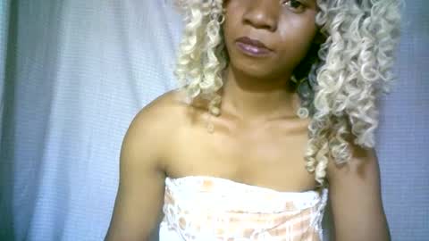 Snapshot of aminah01 chatting on January 9, 2025, 1:02 pm aminah01 online show from January 9, 2025, 1:02 pm