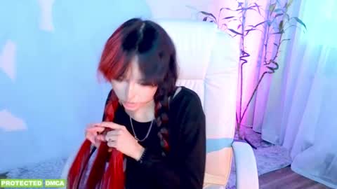 Snapshot of amiraaa__ chatting on February 26, 2026, 12:04 pm online show from February 26, 2026, 12:04 pm