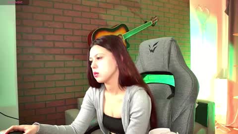 Amire online show from March 8, 2026, 5:44 am