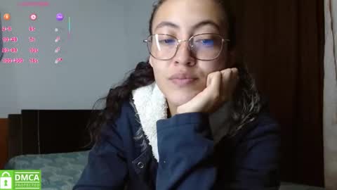 Snapshot of amitlu_ chatting on May 17, 2026, 12:30 am amitlu_ online show from May 17, 2026, 12:30 am